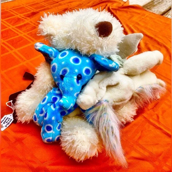 STUFFED ANIMAL IMPLOSION PACK